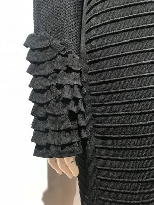 【LAST ONE】TUCKING FRILL-SLEEVE KNIT DRESS
