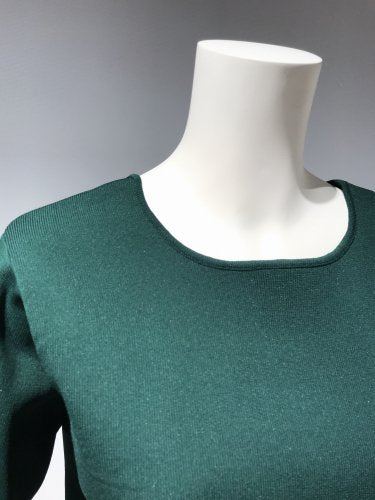 CURVE-SLEEVE LACE-UP TOPS