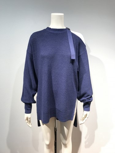 Ridge Asymmetric Open-Shell Tops