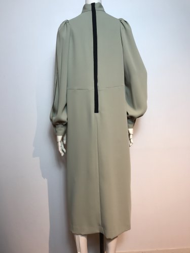 MAT SATIN PUFF/S BELT DRESS