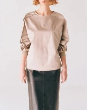 H/SATIN TUCKING TOPS
