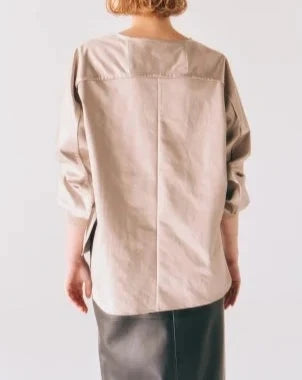 H/SATIN TUCKING TOPS