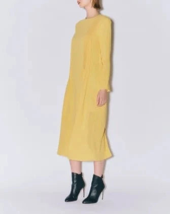 MAT SATIN TUCKING DRESS