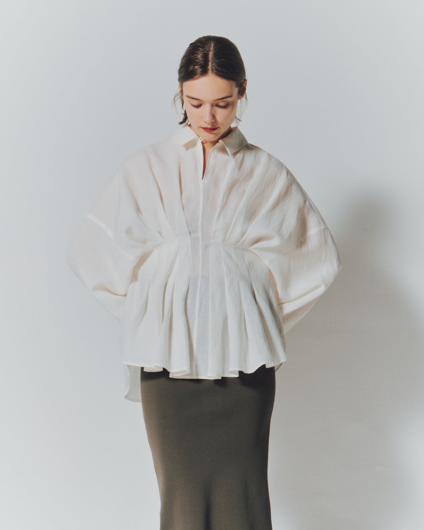 【予約商品】 LINEN PPLN TUCKING P/OVER