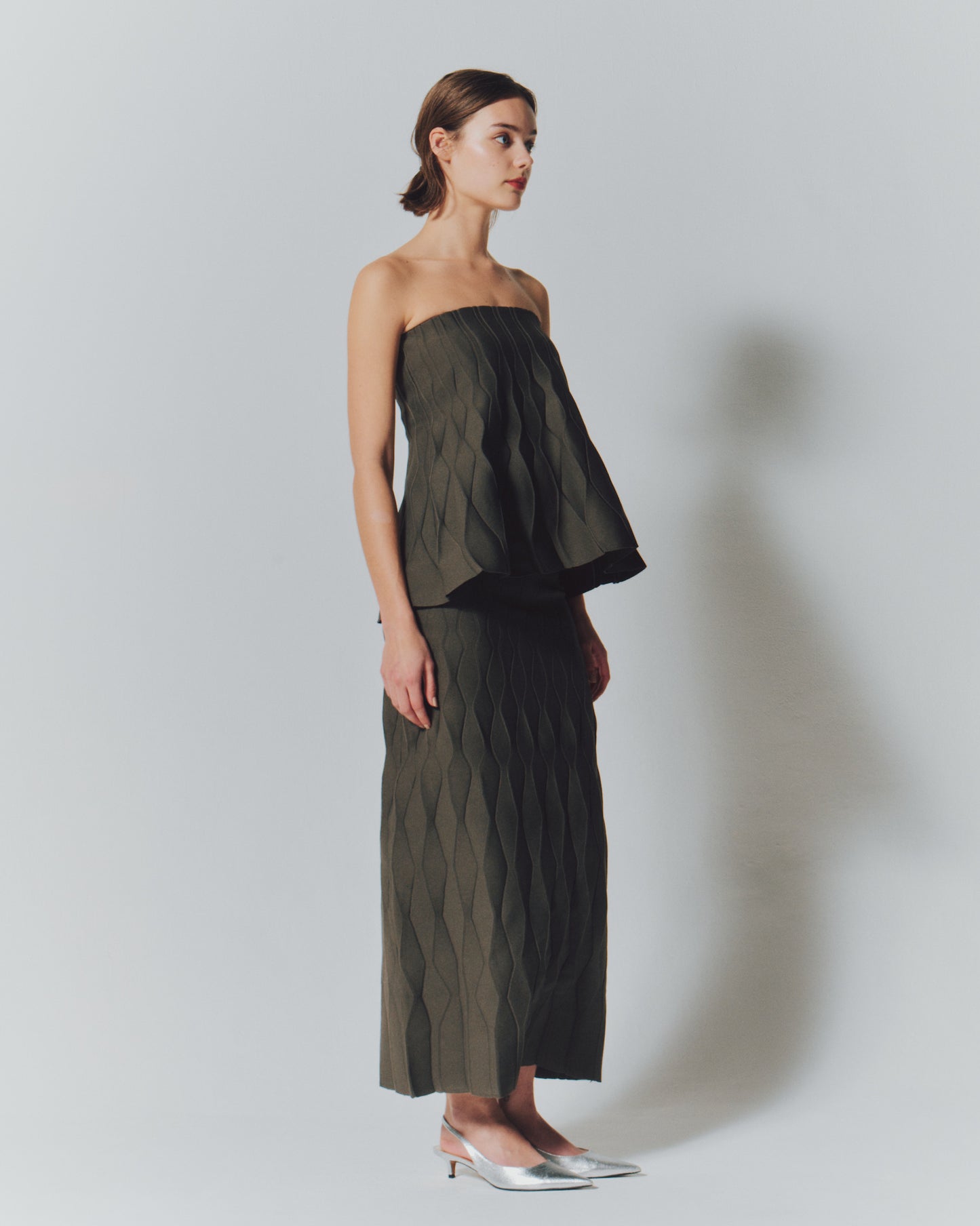 【予約商品】WAVE PATTERN FLAIR TOPS