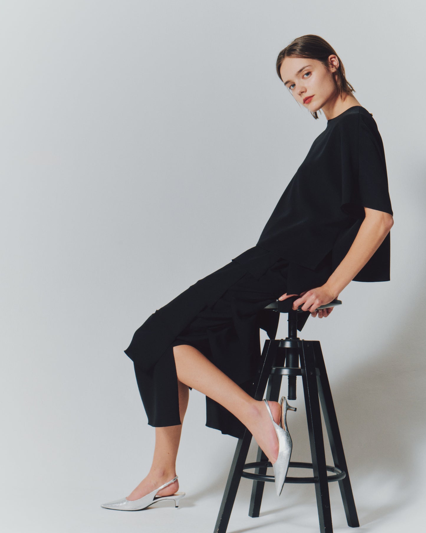【予約商品】 MAT SATIN COMBI TIERED DRESS