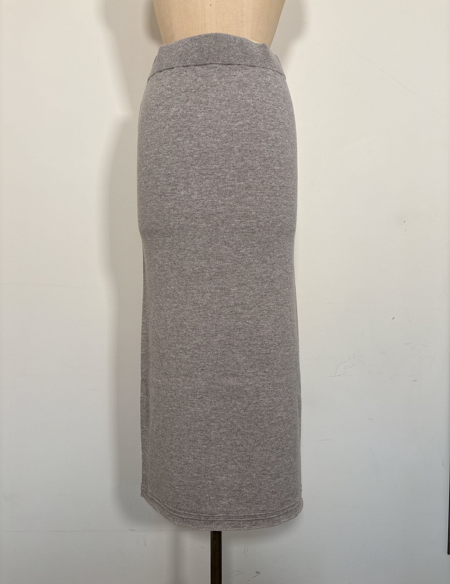 CASH LONG TIGHT SKIRT