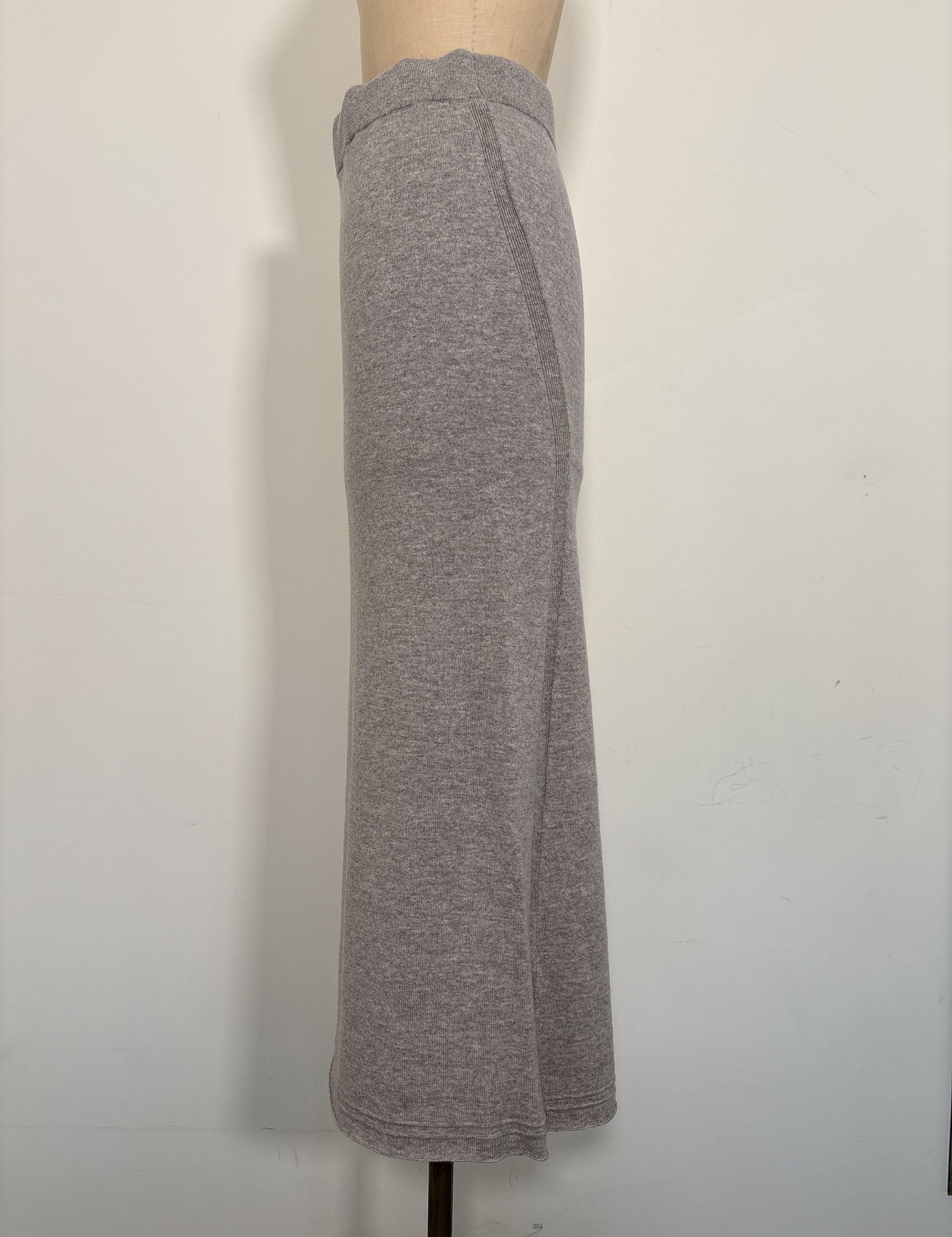 CASH LONG TIGHT SKIRT