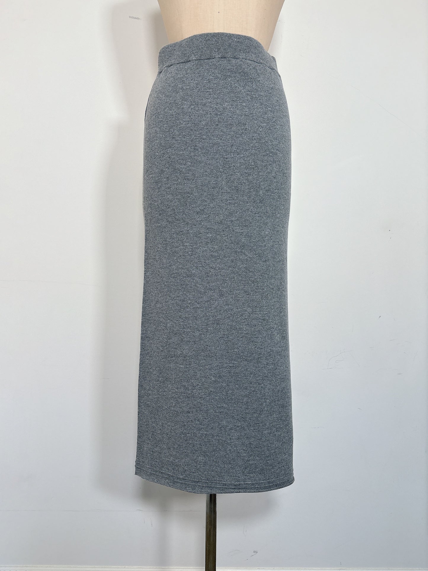 CASH LONG TIGHT SKIRT