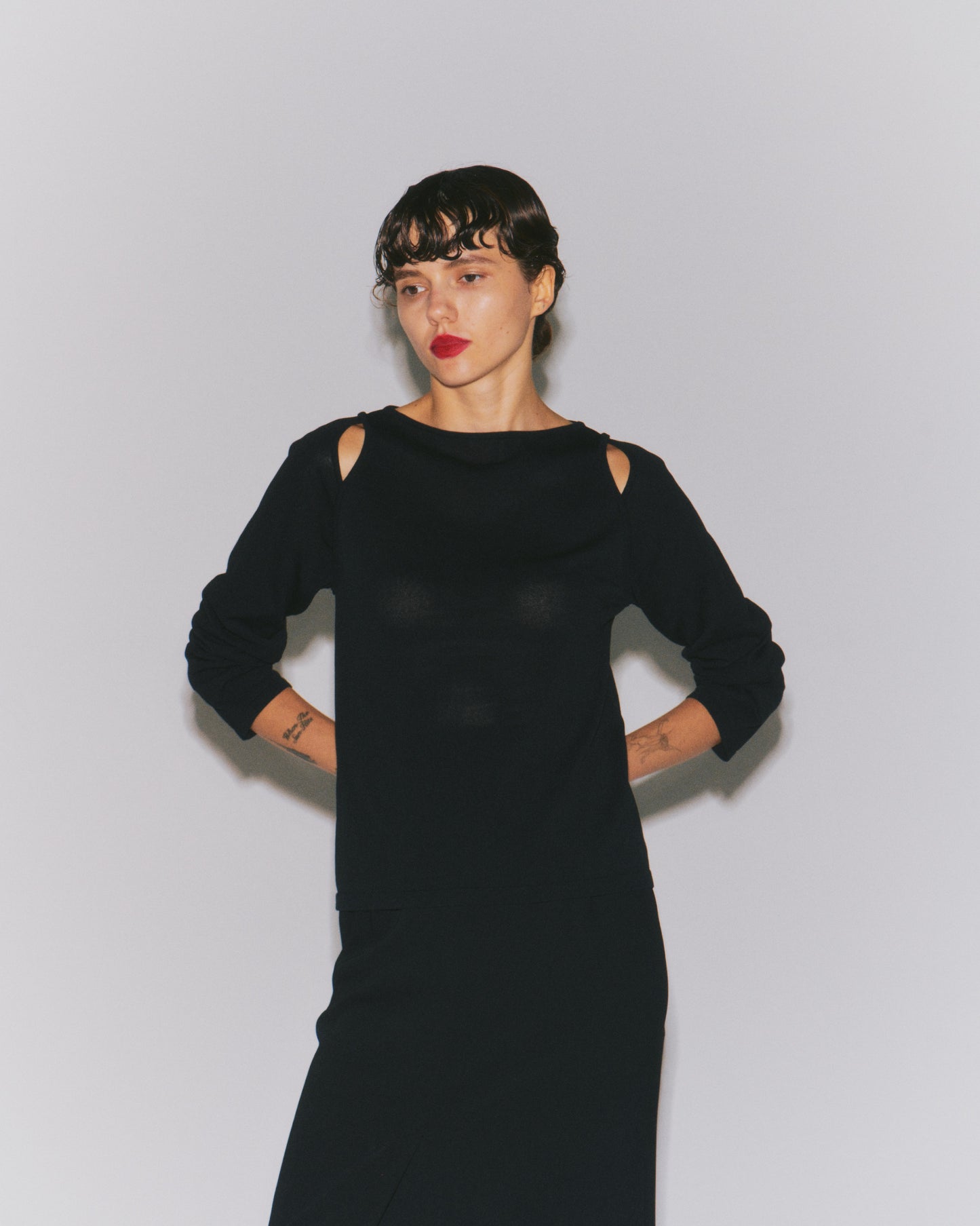 COTTON SHEER SLIT LS TOPS