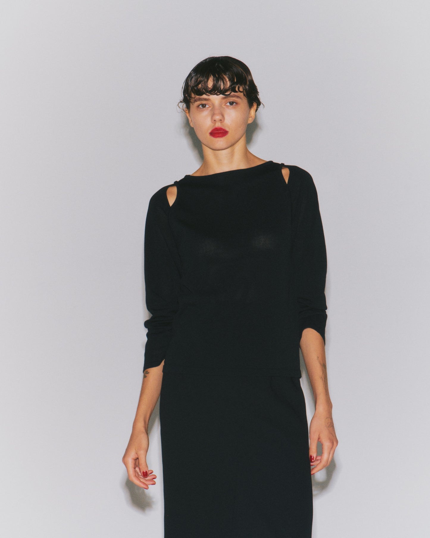 COTTON SHEER SLIT LS TOPS