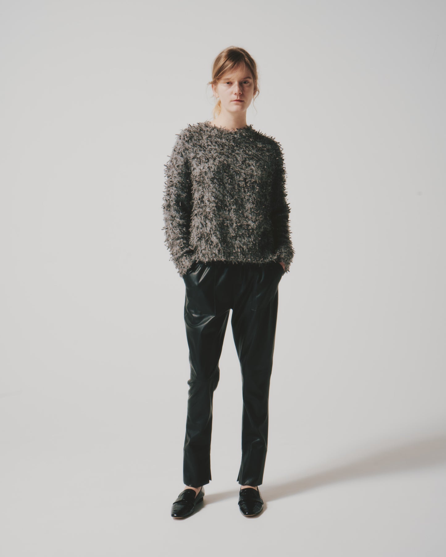 【予約商品】RIBBON-YARN CREW TOPS
