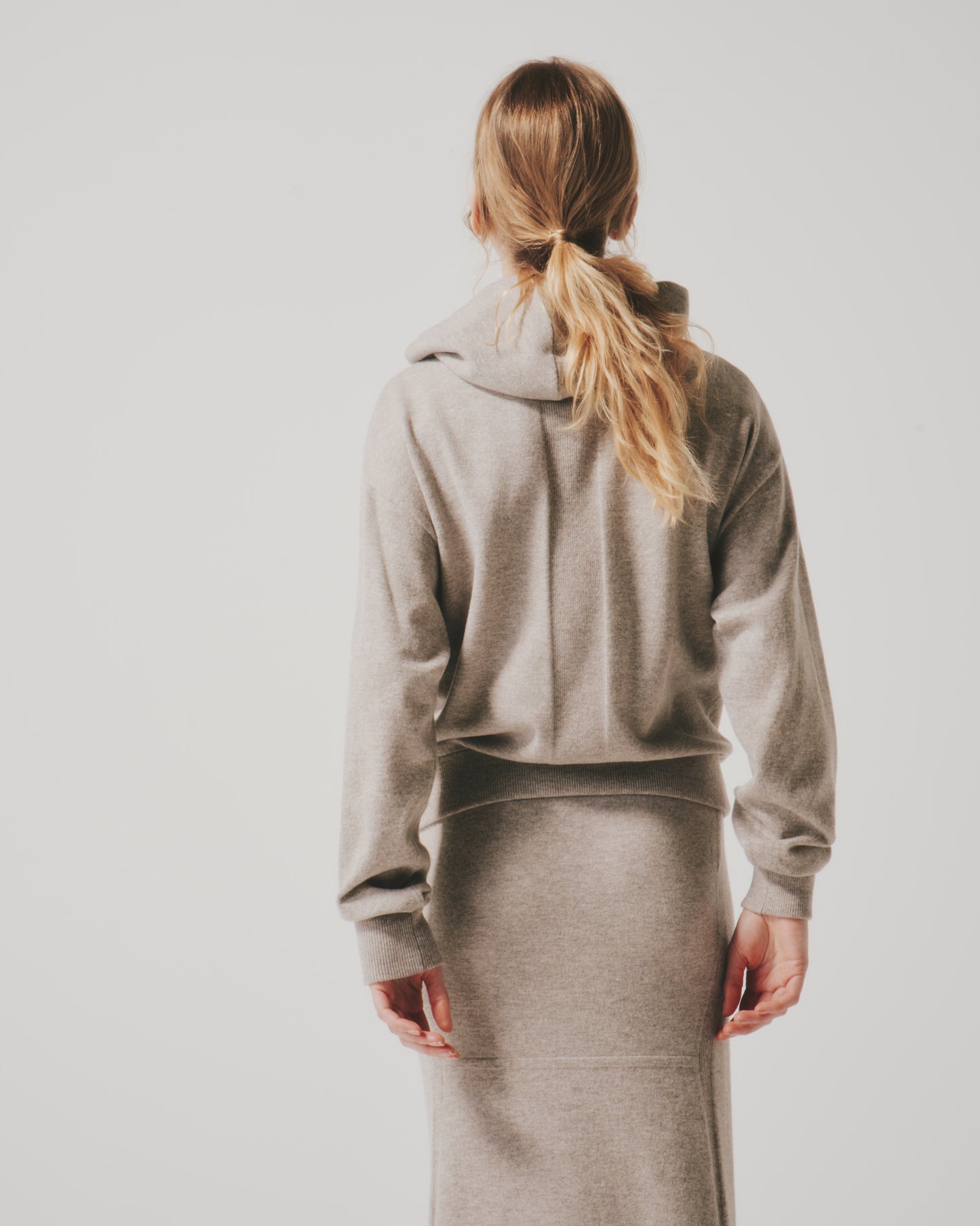 【予約商品】CASH HOODED TOPS