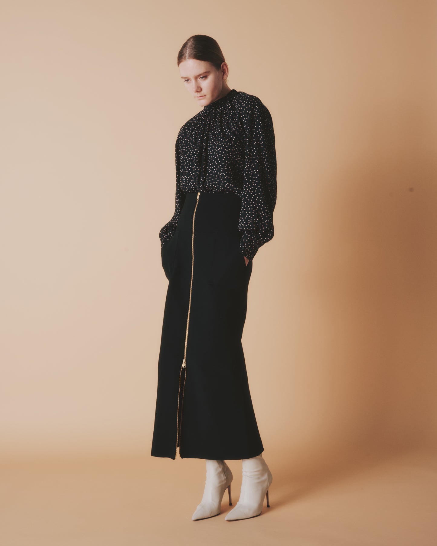 【予約商品】GARTER RIB ZIP UP SKIRT