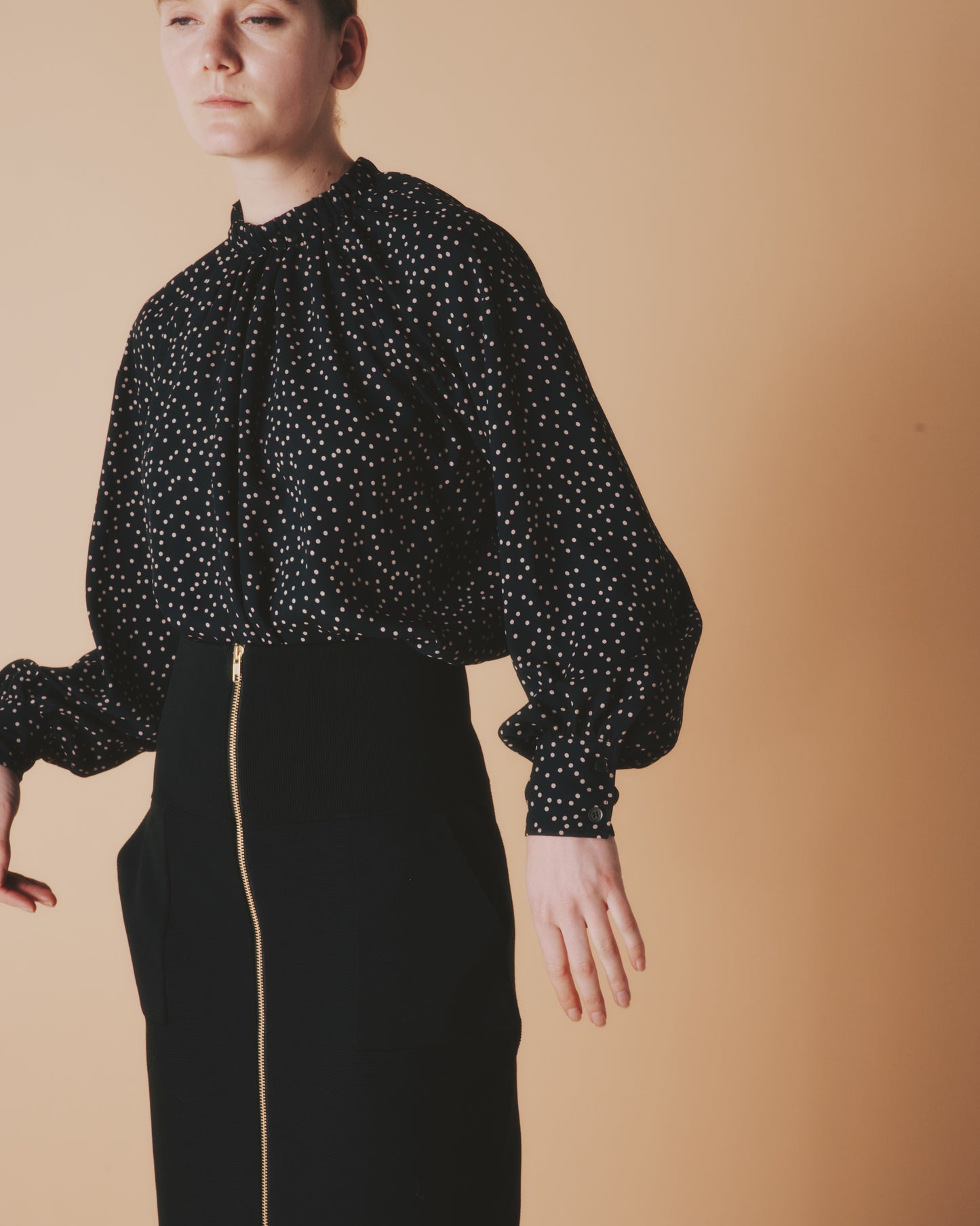 【予約商品】AMUNZEN DOT NECK/GATHER SHIRTS