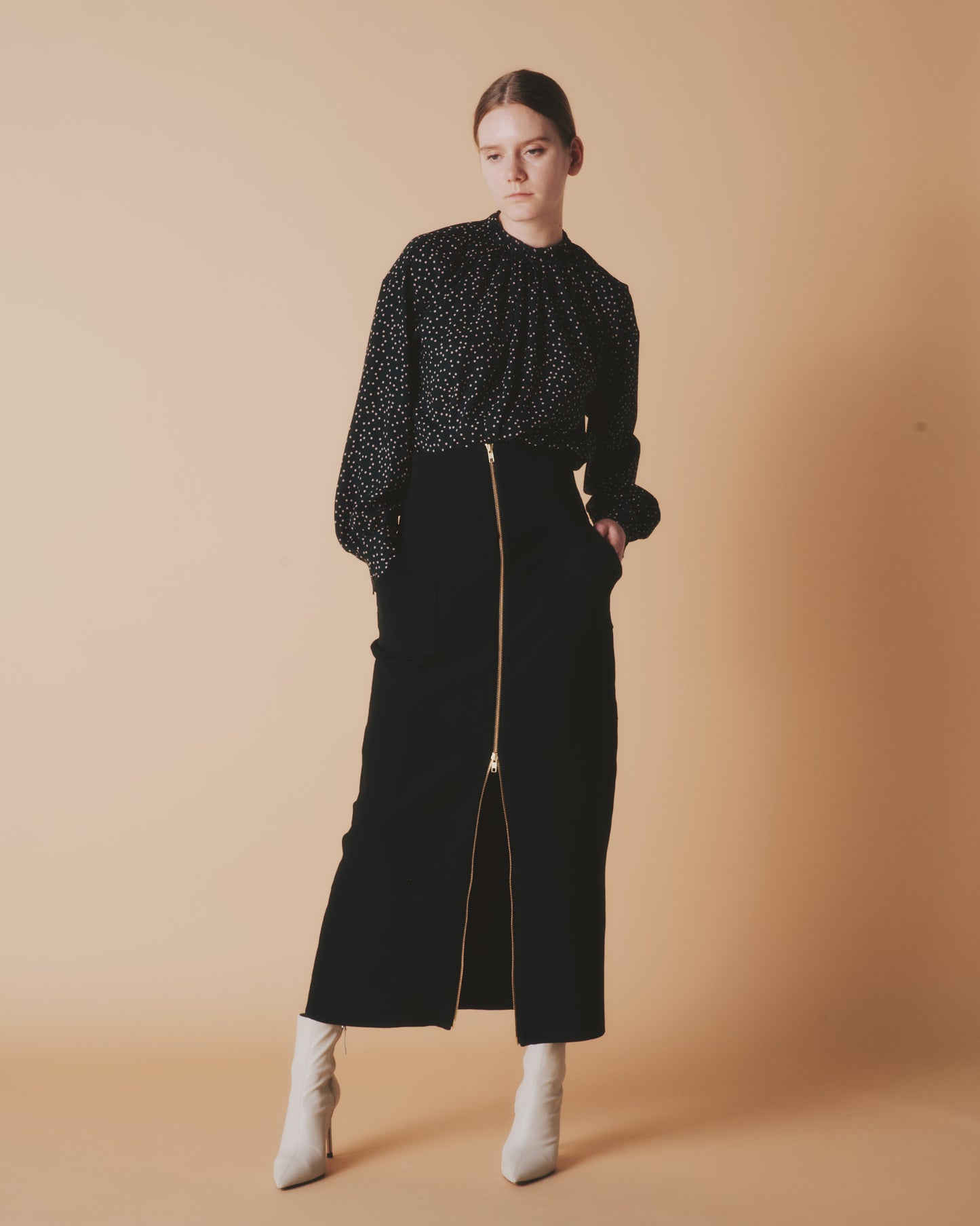 【予約商品】GARTER RIB ZIP UP SKIRT