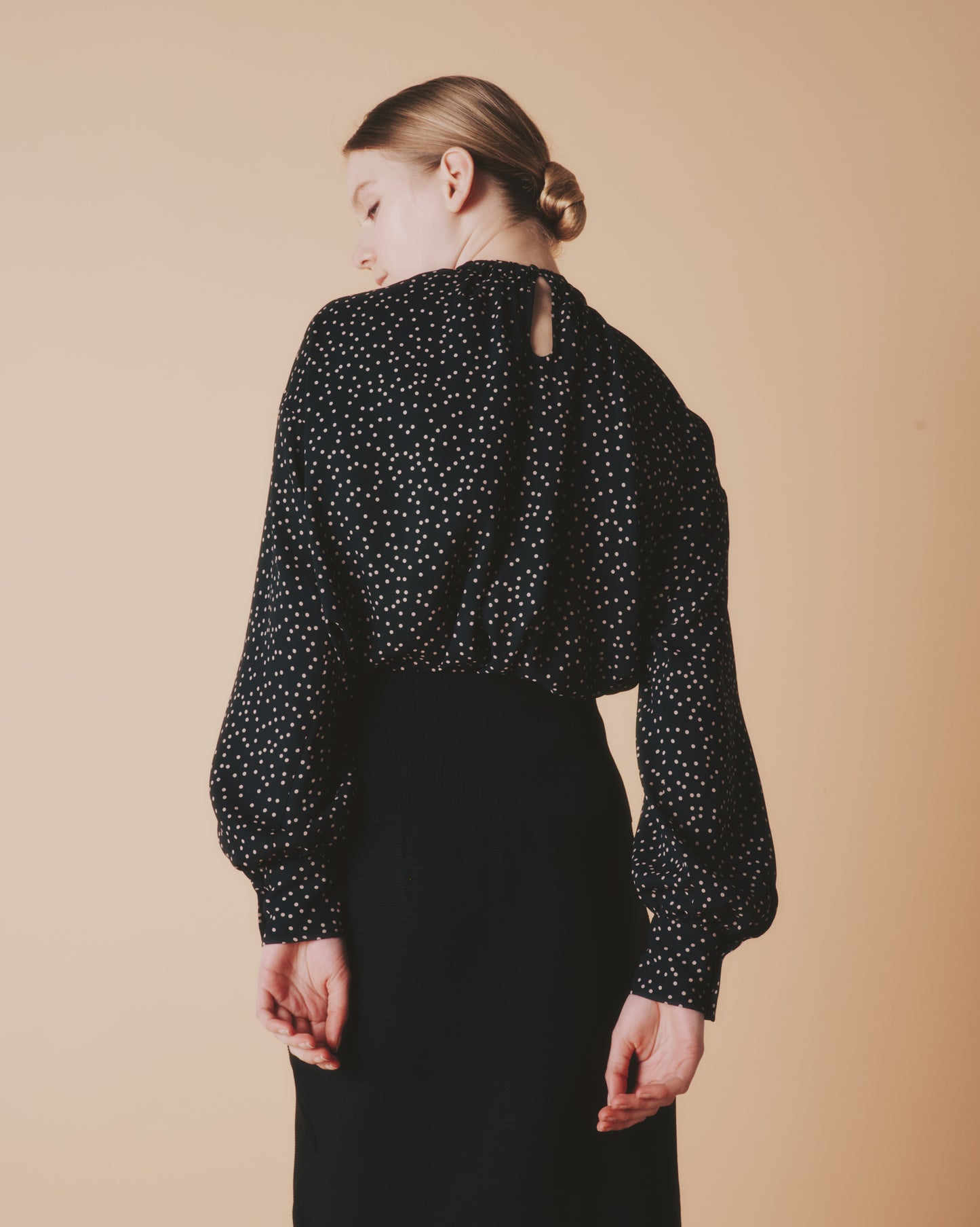 【予約商品】AMUNZEN DOT NECK/GATHER SHIRTS