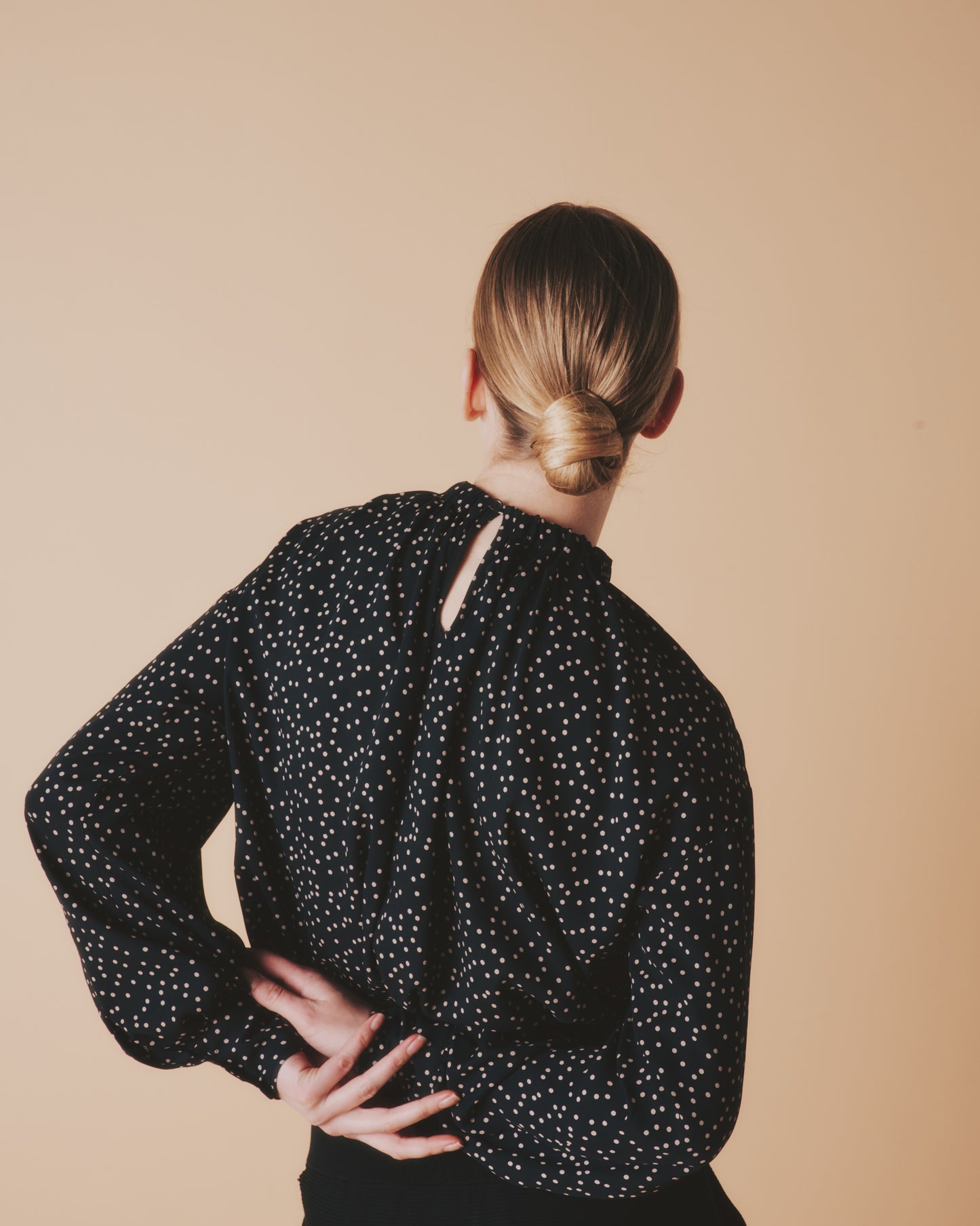 【予約商品】AMUNZEN DOT NECK/GATHER SHIRTS