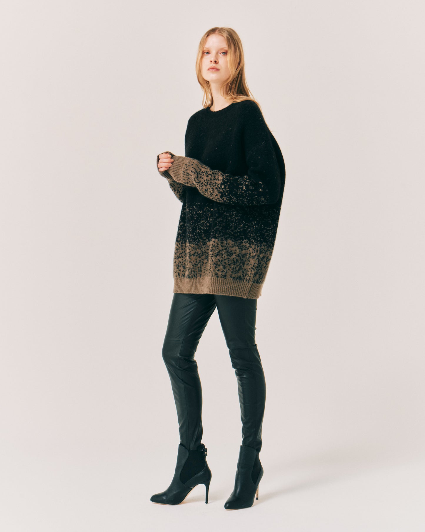 【LAST ONE】YAK GRADATION VOLUME TOPS