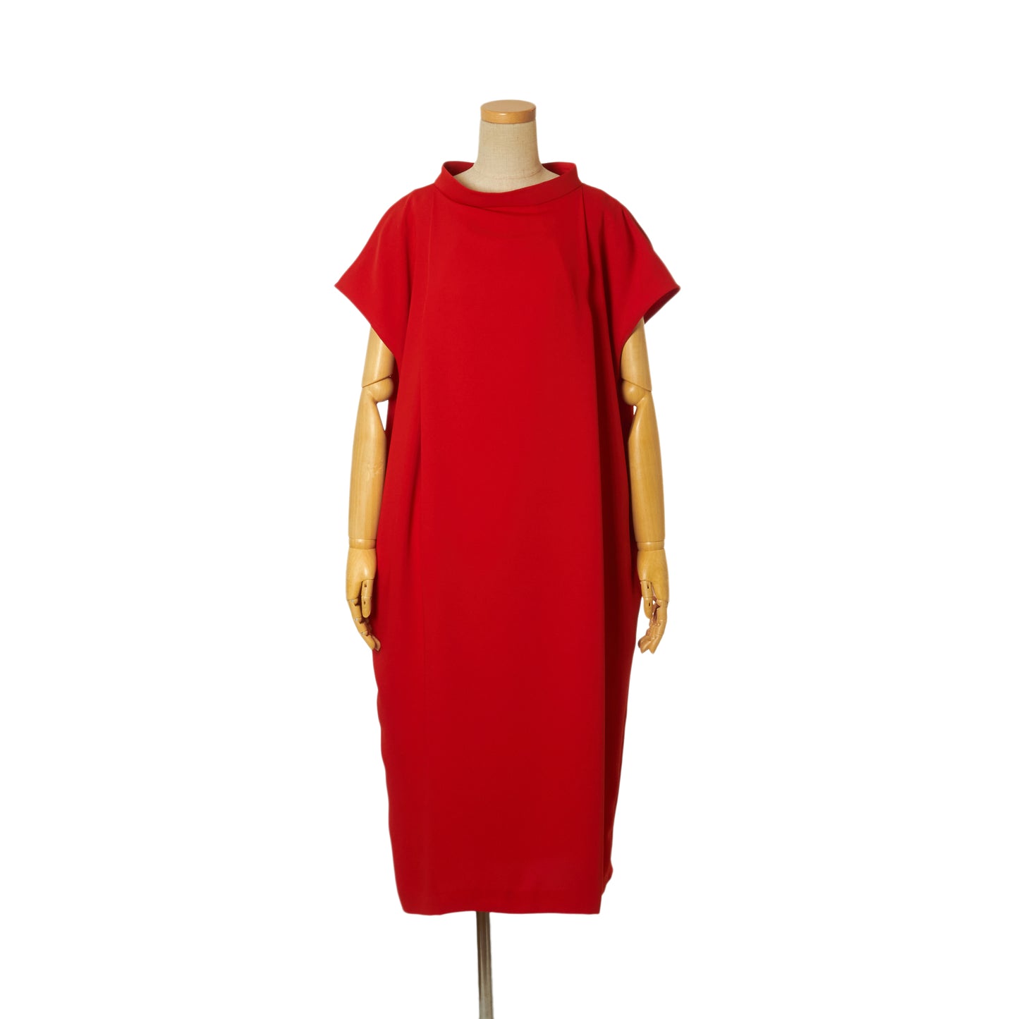 MAT SATIN HI/N OUT-PLEATS DRESS