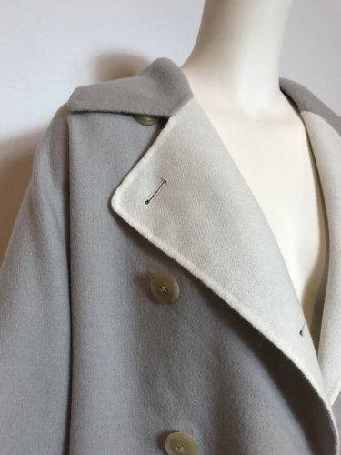 REV DOUBLE-BUTTON CLOAK