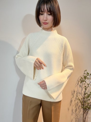 W/CASHMERE RIDGE BELL SLEEVE TOPS