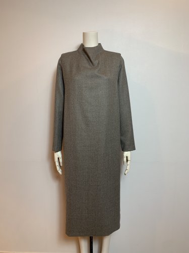 WOOL BOTANY DRAPE/N DRESS