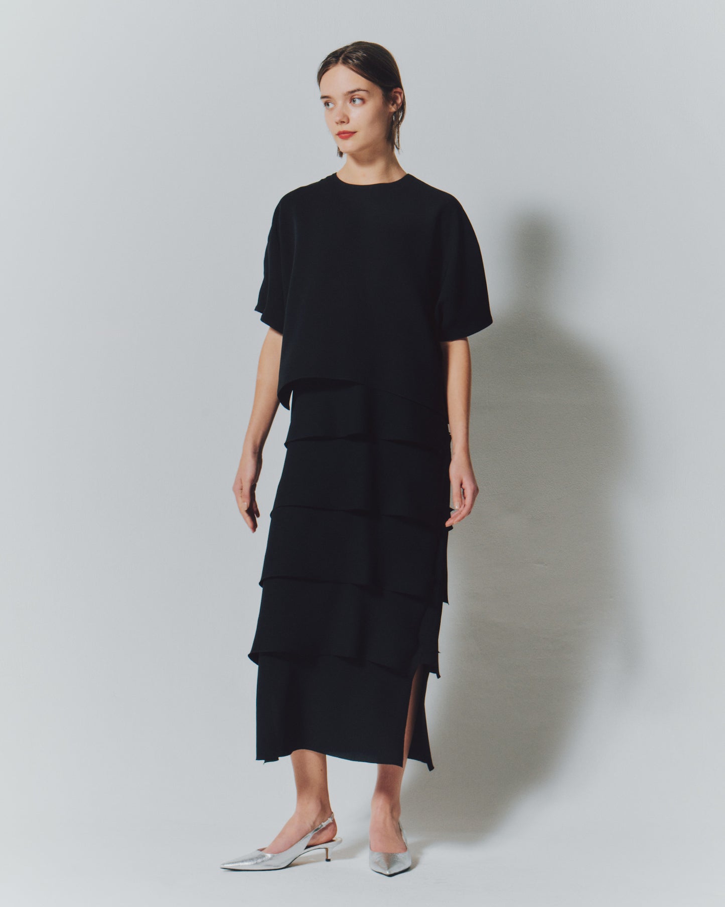 【予約商品】 MAT SATIN COMBI TIERED DRESS