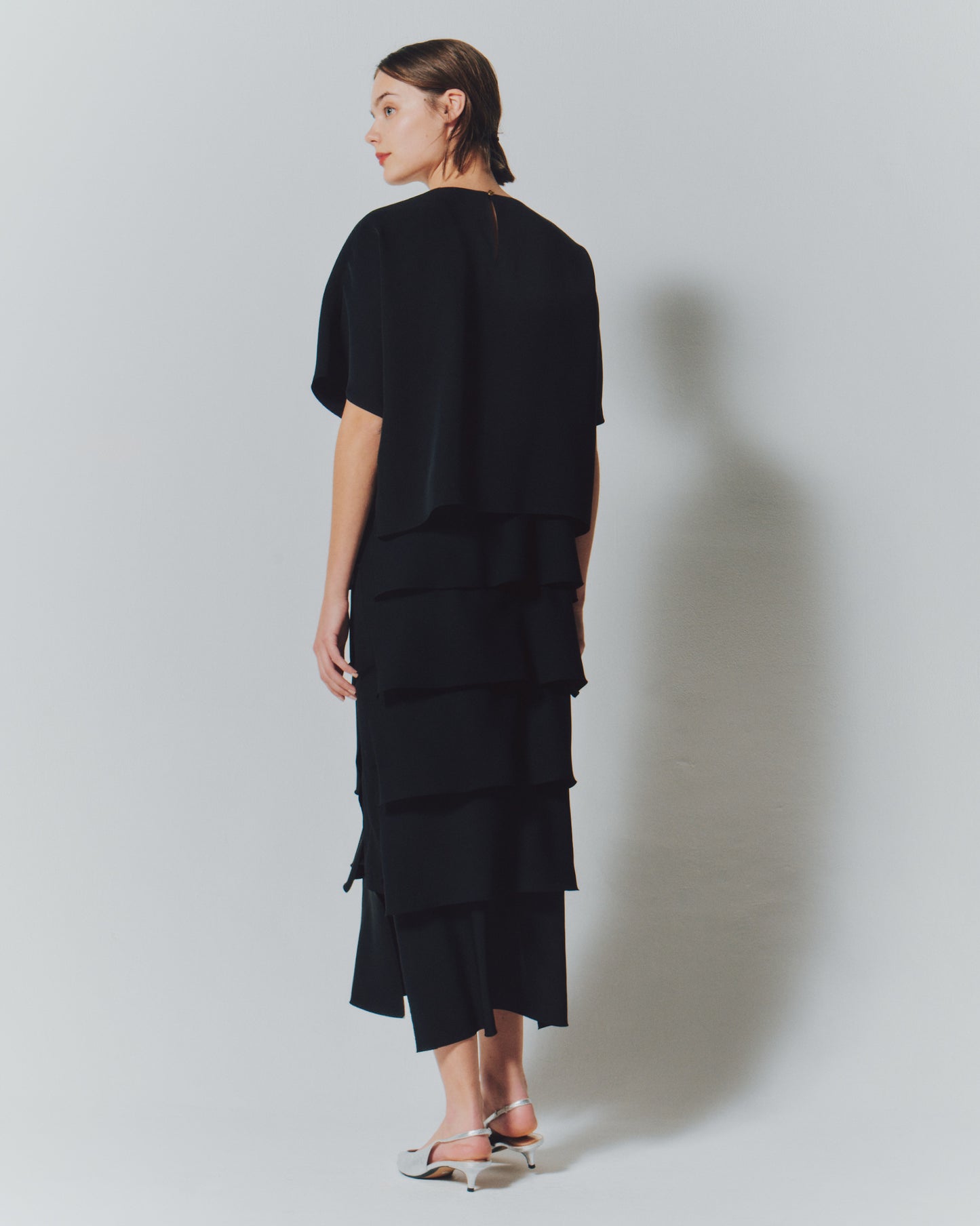 【予約商品】 MAT SATIN COMBI TIERED DRESS