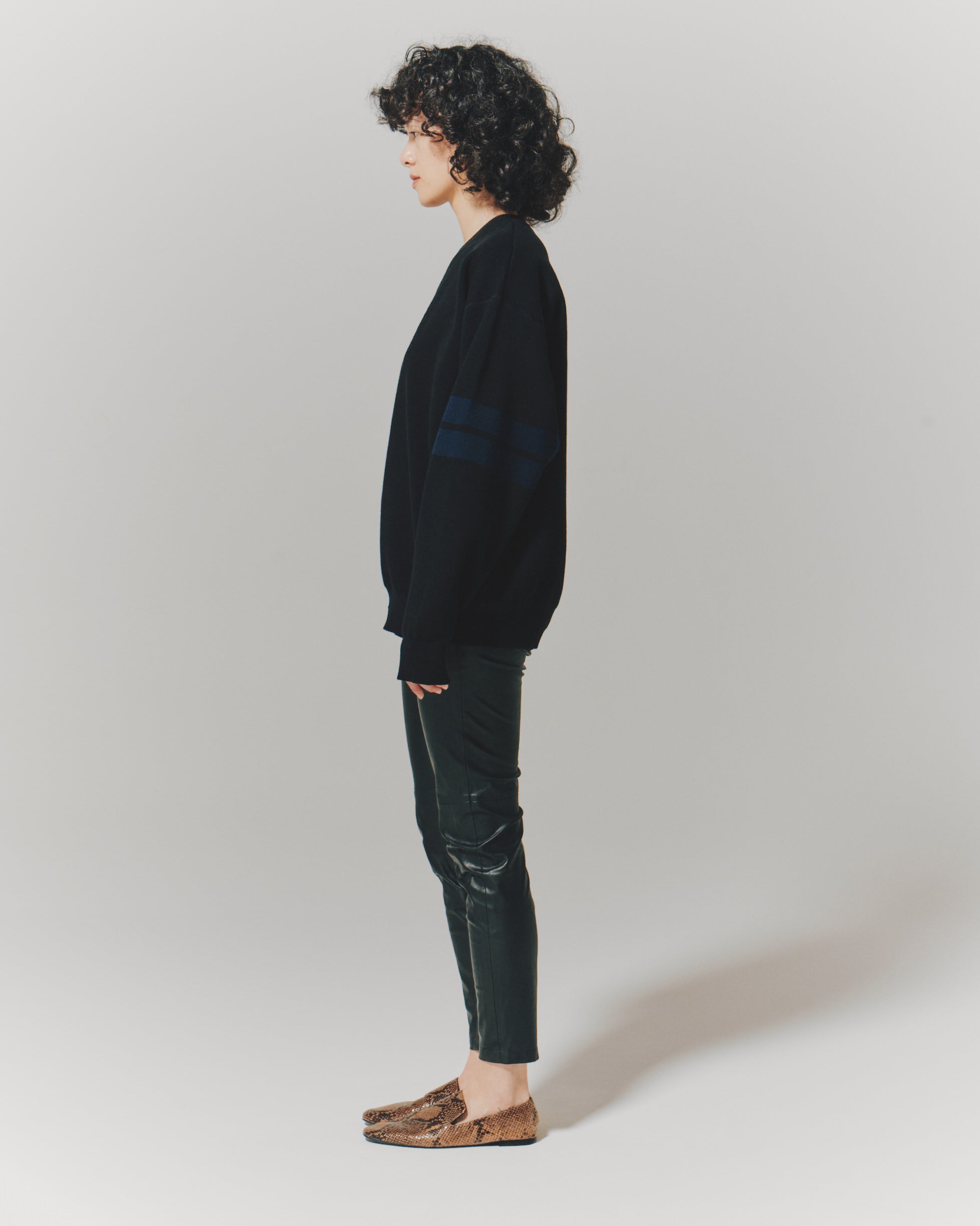 DUAL LAYERED OVERSIZED SWEAT – Room no.8 ONLINE SHOP