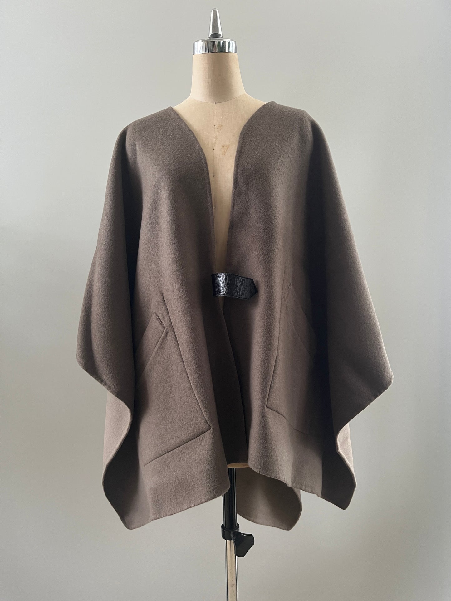 REV STOLE COAT WITH BELT