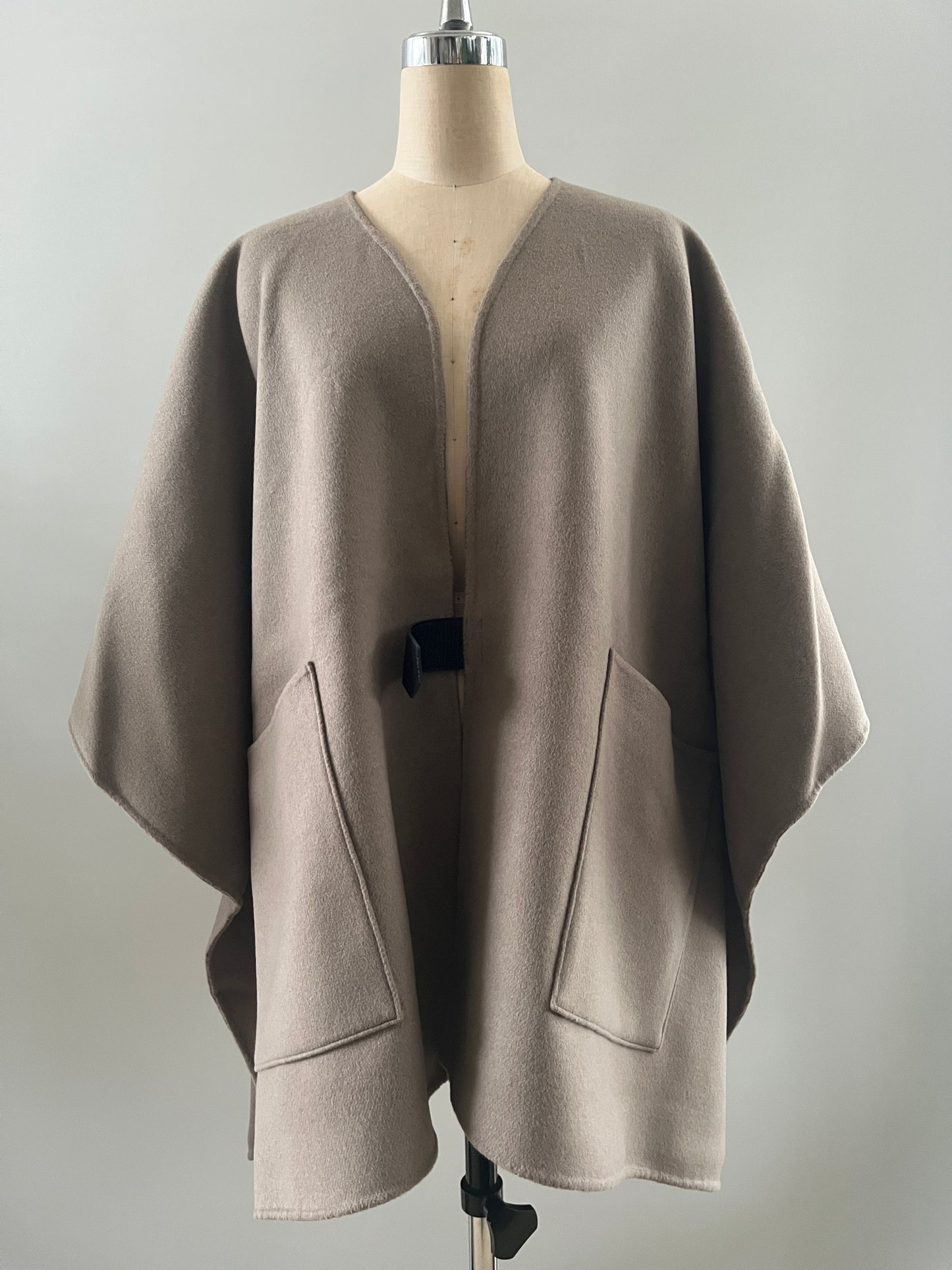 REV STOLE COAT WITH BELT