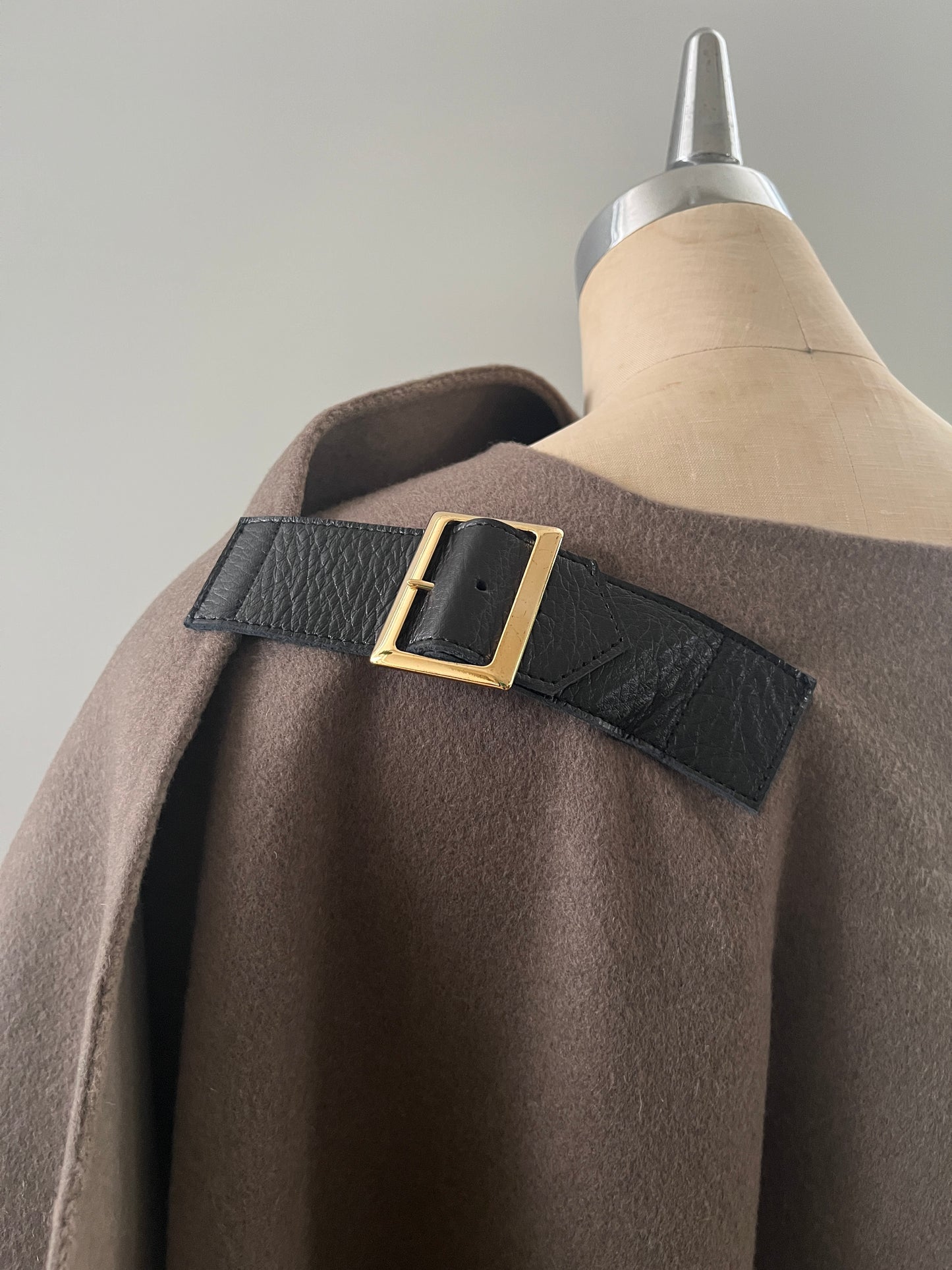 REV STOLE COAT WITH BELT