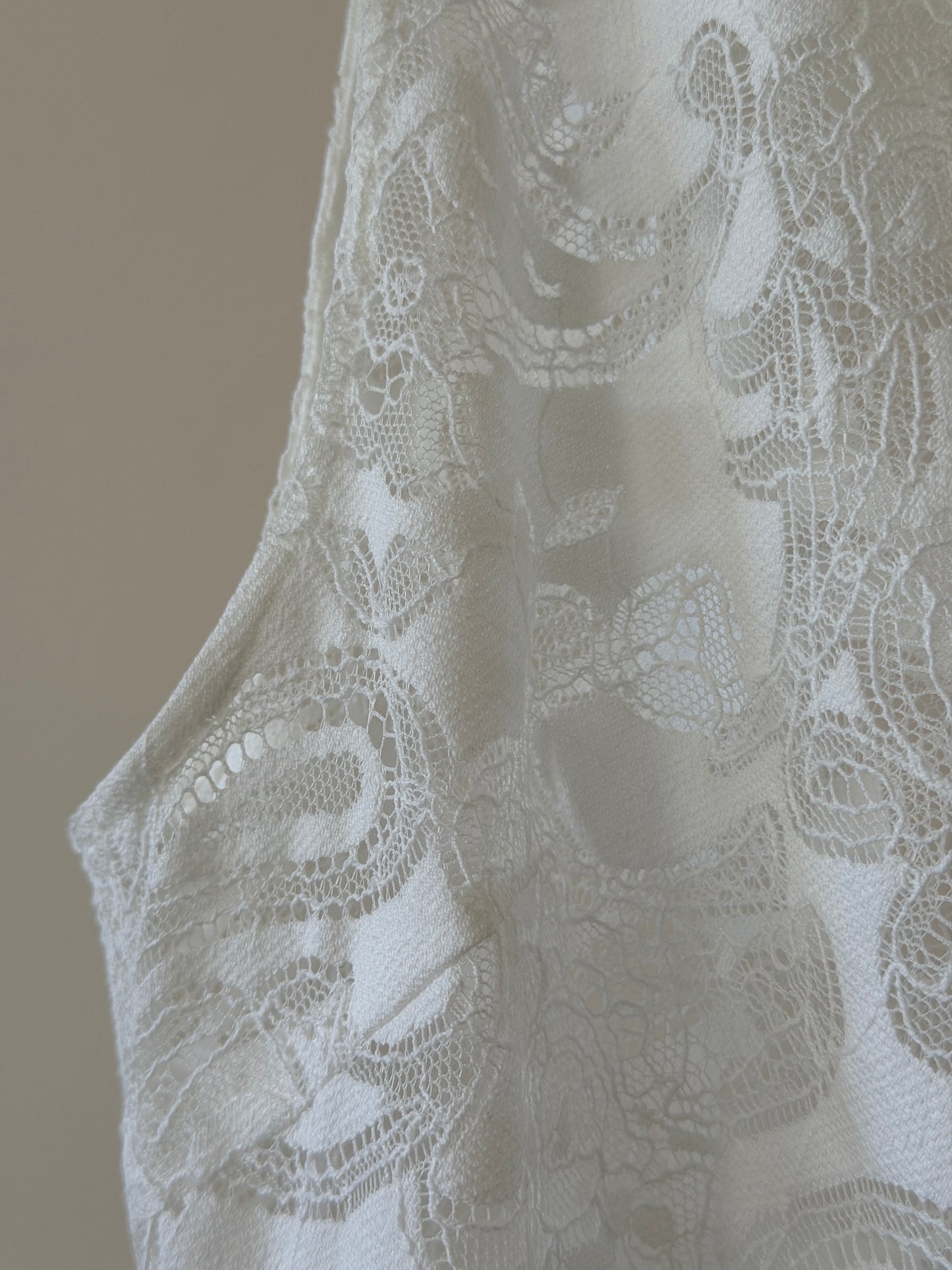 PAISLEY LACE BIAS TOPS