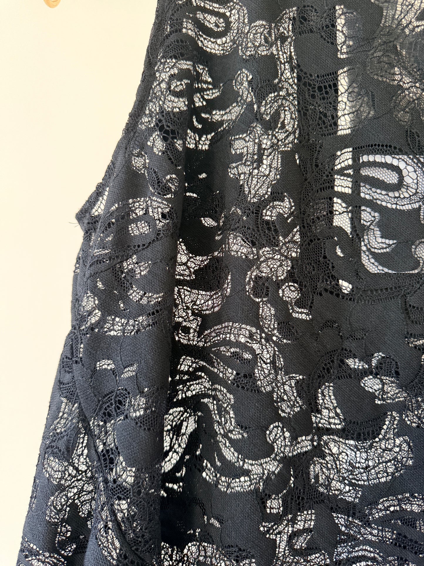 PAISLEY LACE BIAS TOPS
