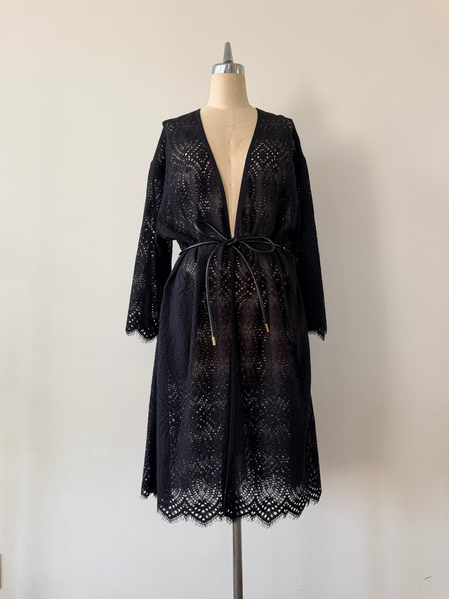 GUIPURE LACE DEEP/V JACKET