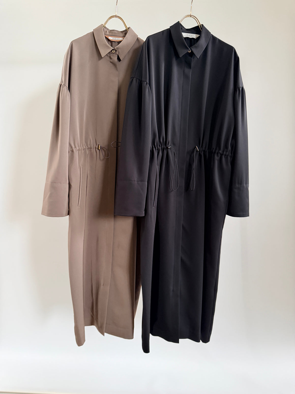 TRI TWILL ZIP GATHER DRESS
