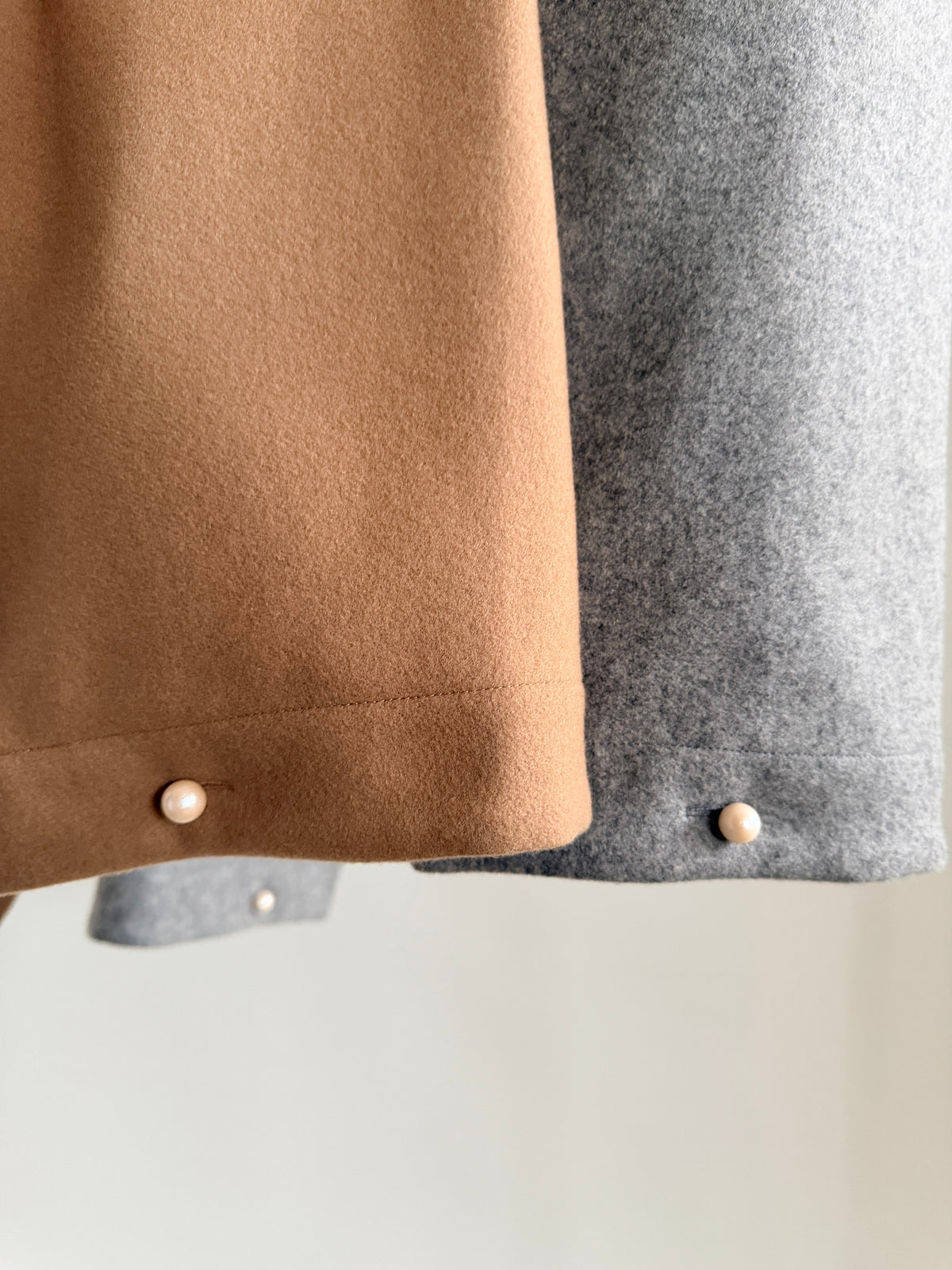 MELTON CAPE TOPS