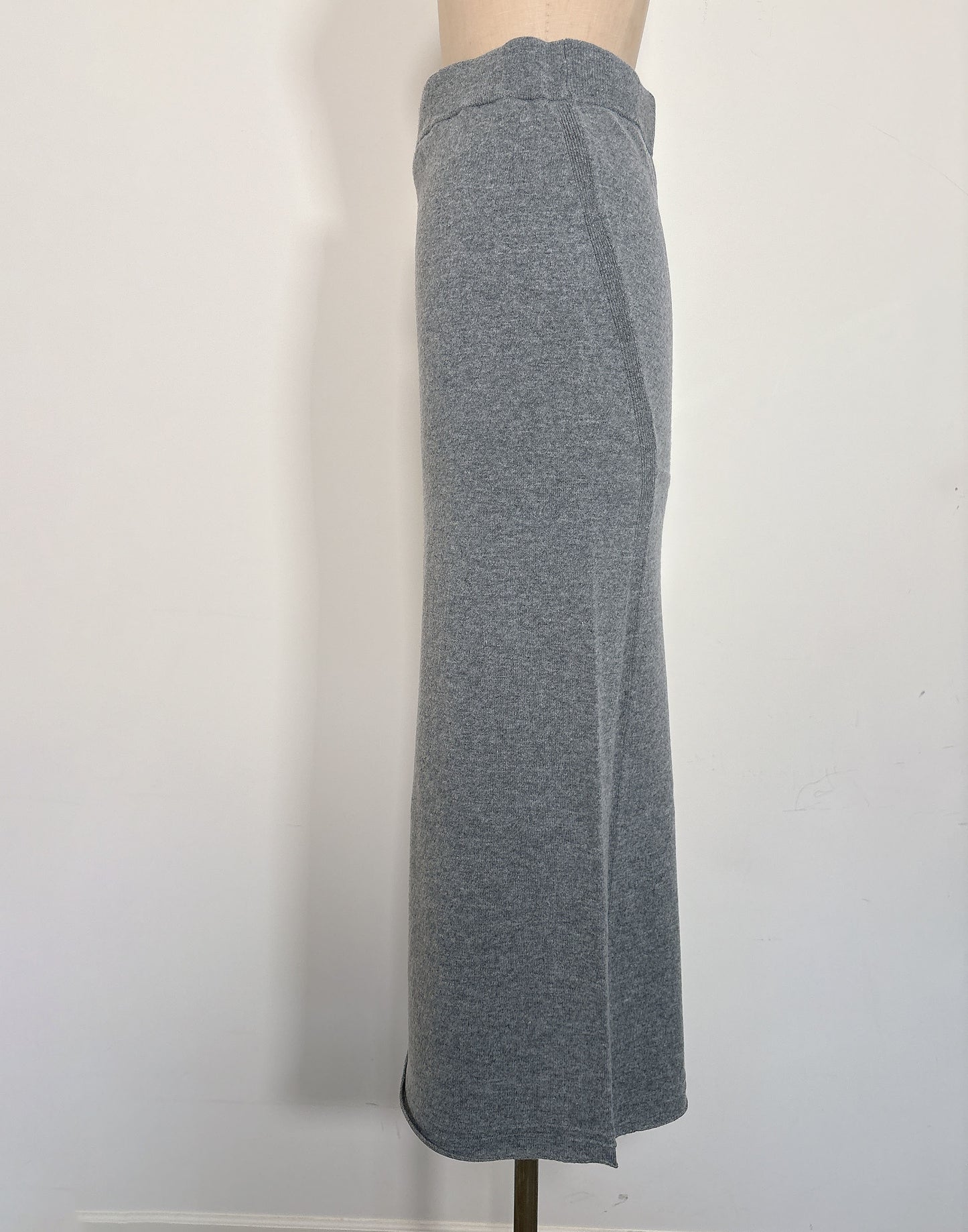 CASH LONG TIGHT SKIRT
