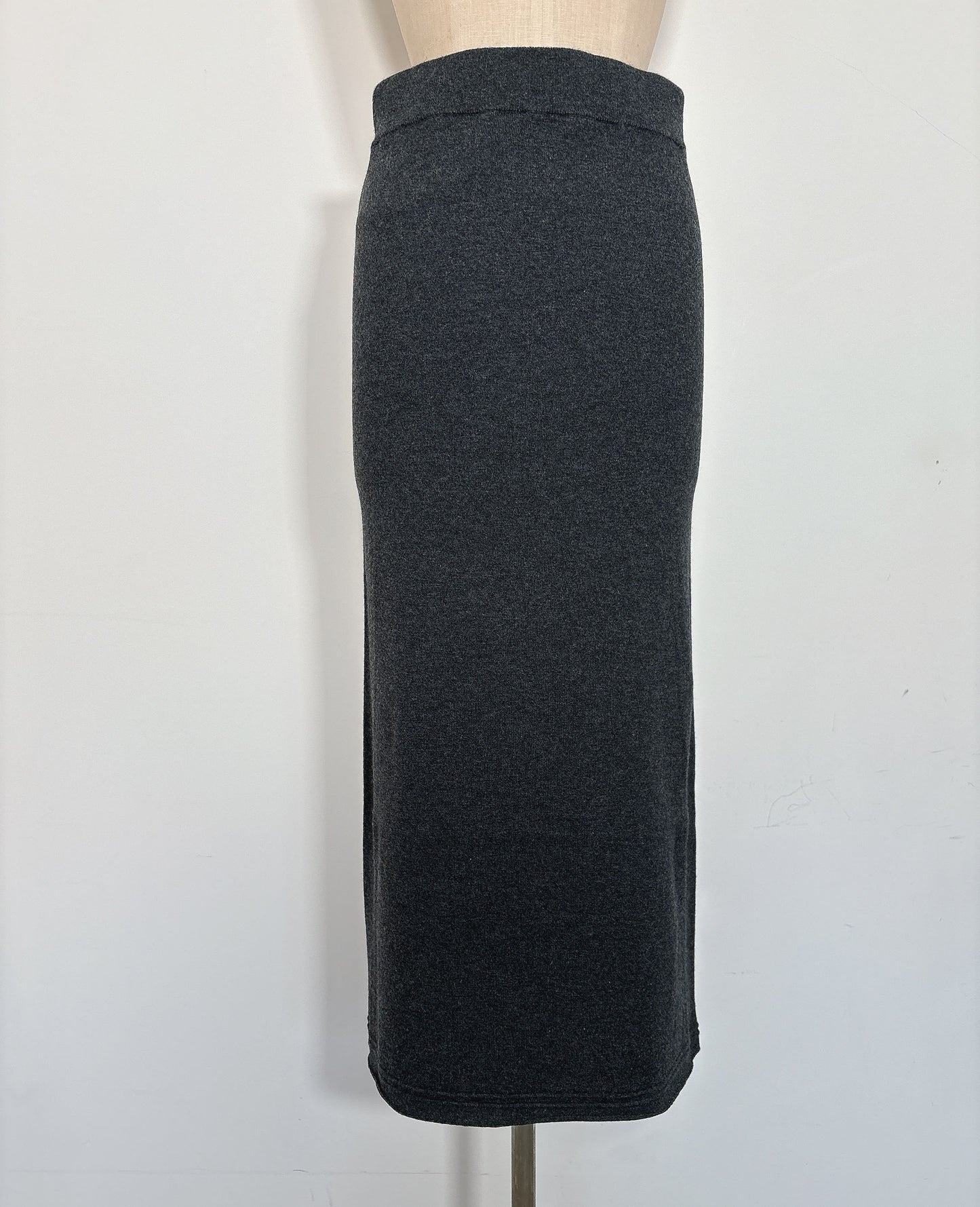 CASH LONG TIGHT SKIRT