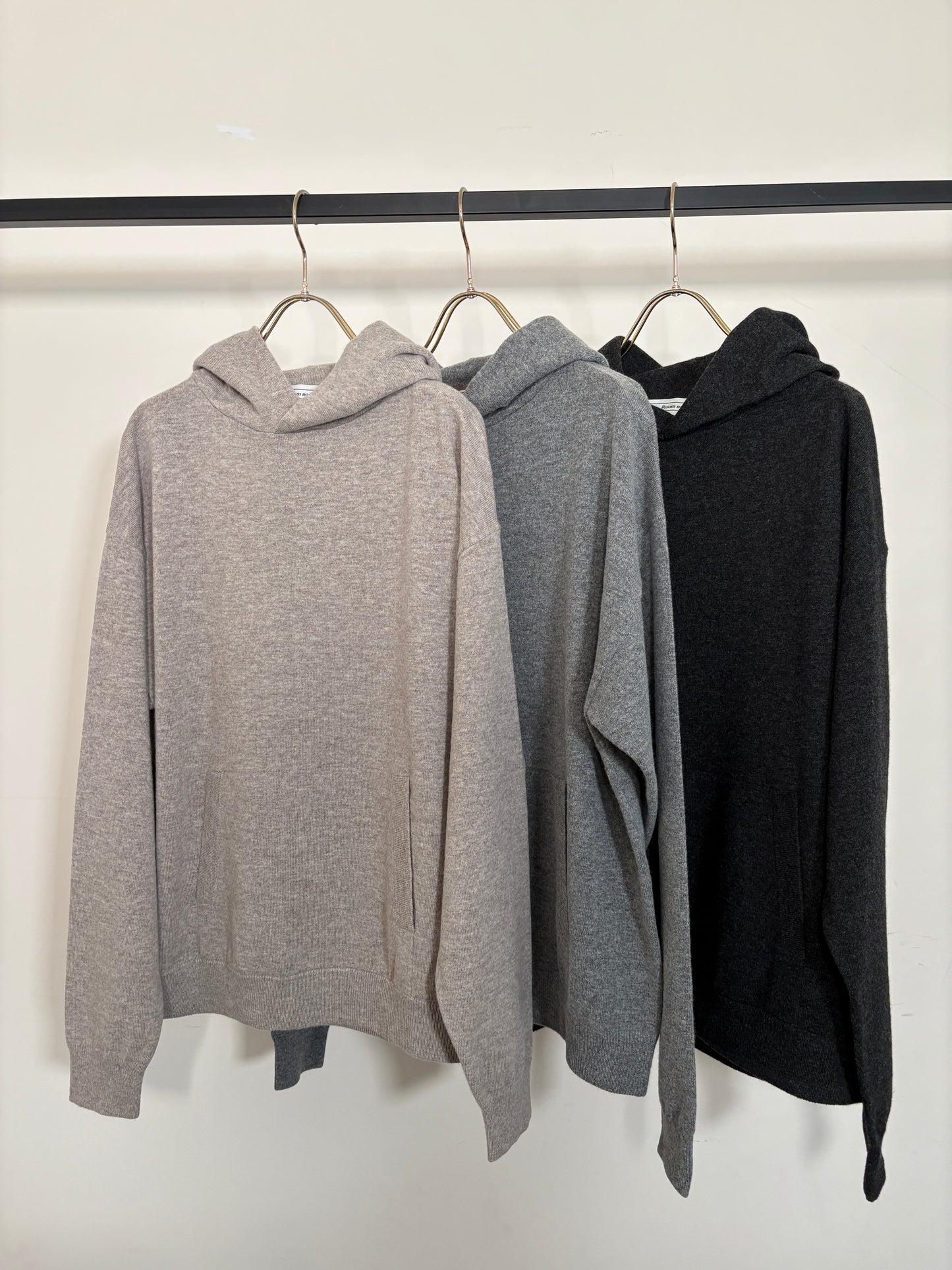 CASH HOODED TOPS