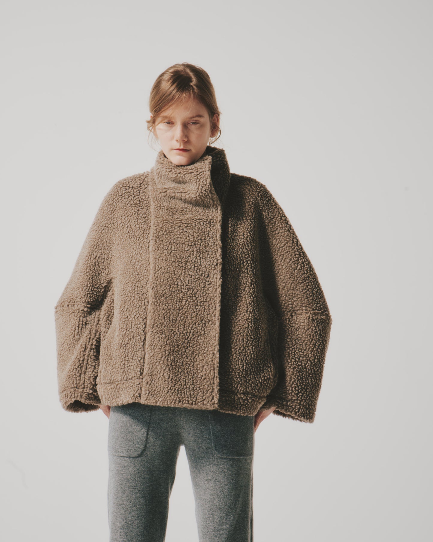 【予約商品】POODLE HI/N SHORT DOT COAT