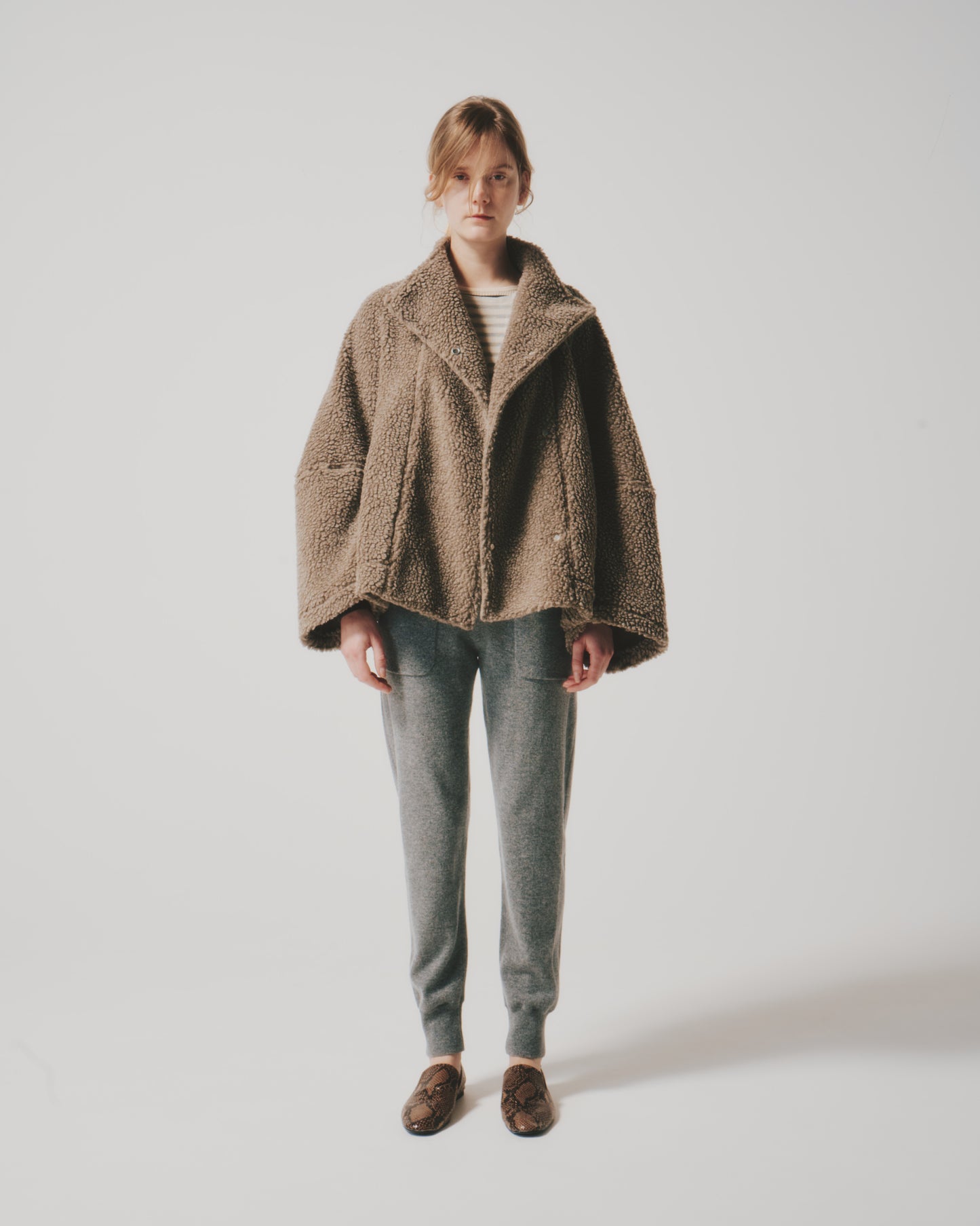 【予約商品】POODLE HI/N SHORT DOT COAT