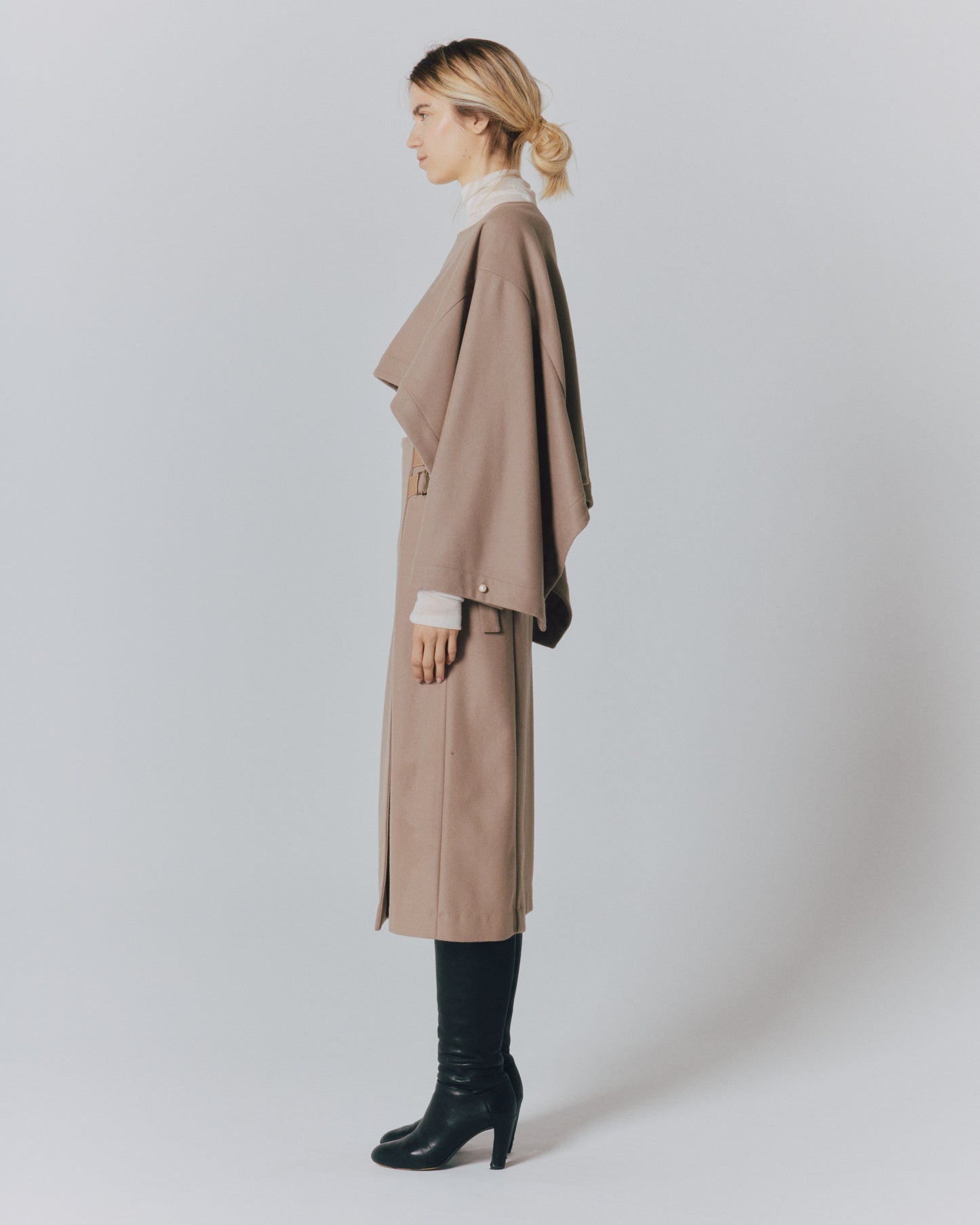 【予約】MELTON CAPE TOPS