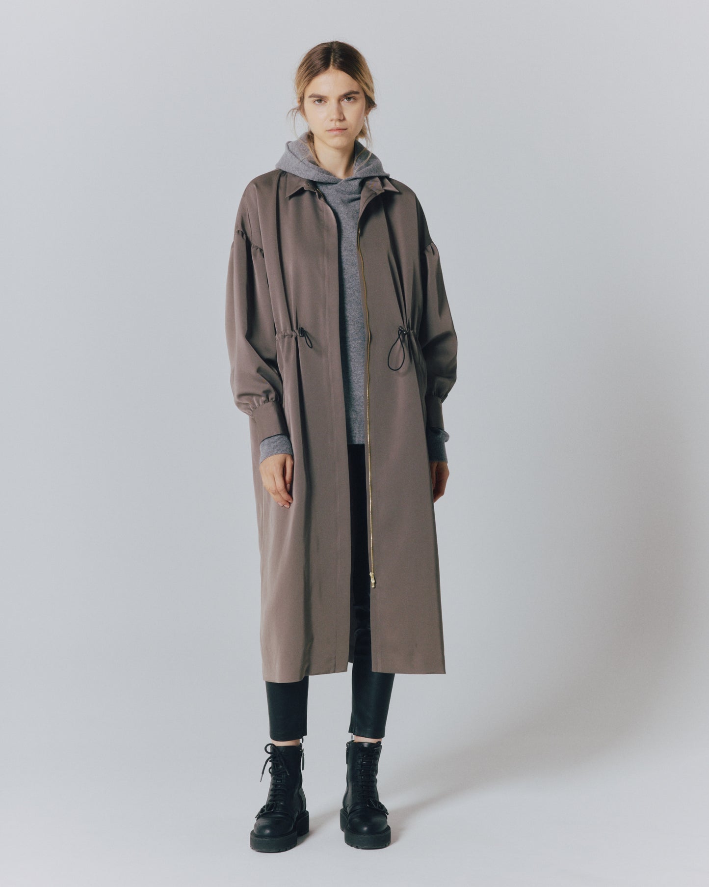 【予約】TRI TWILL ZIP GATHER DRESS