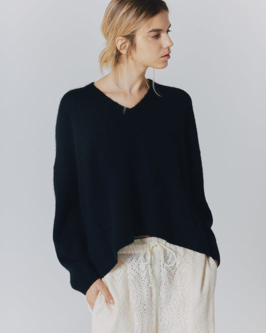 RACCOON SLIT/NECK TOPS