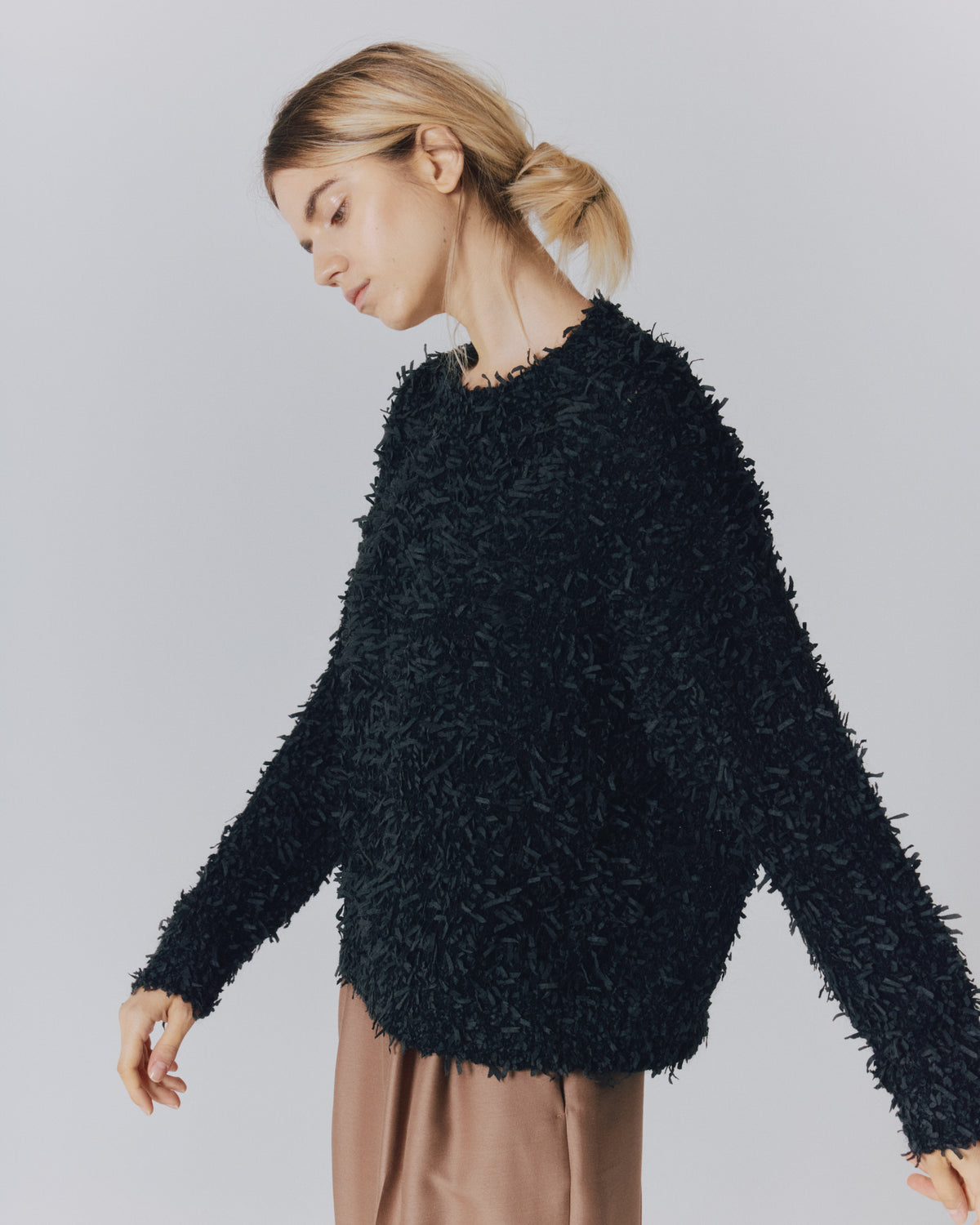 RIBBON-YARN CREW TOPS