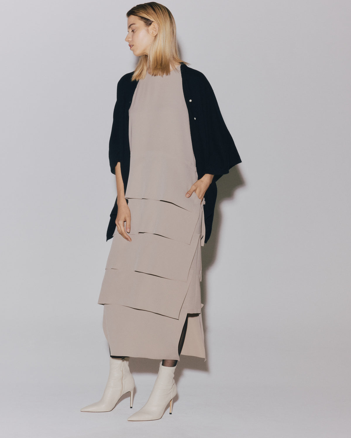 W-SATIN NS TIERED DRESS