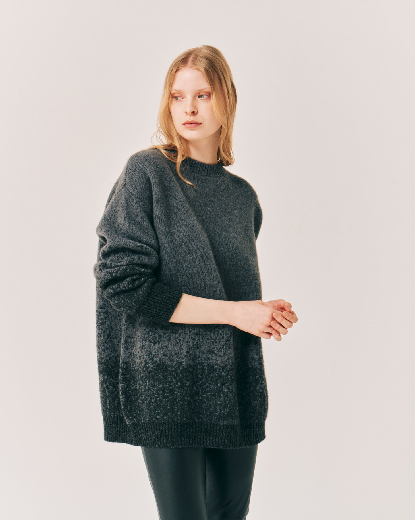 【LAST ONE】YAK GRADATION VOLUME TOPS