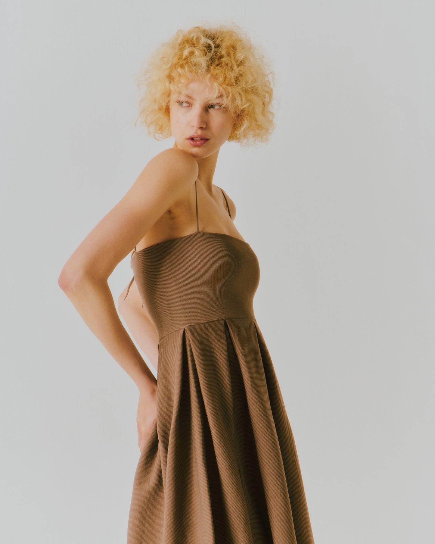 AIR YARN GARTER BARE DRESS